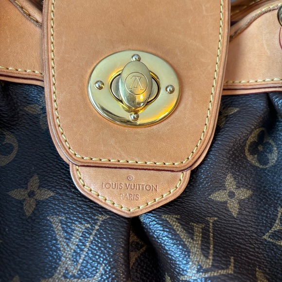 🩷💯 Auth Louis Vuitton Boetie MM Shoulder Bag - Picture 7 of 16